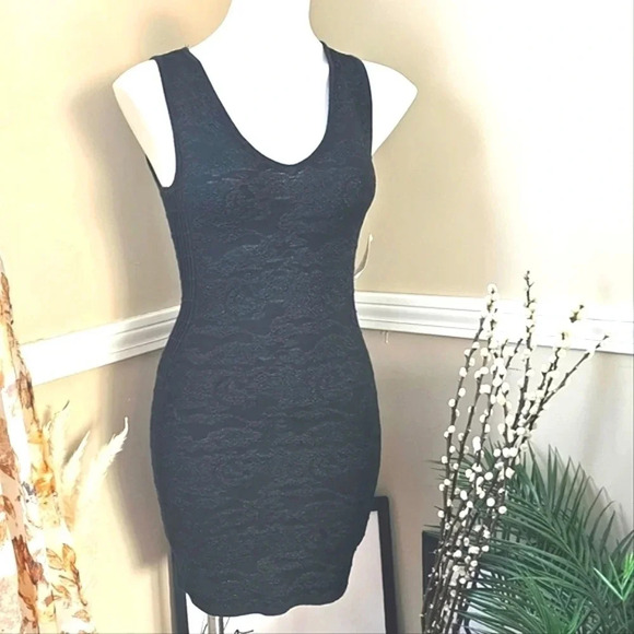 Dance & Marvel Black V-Neck Bodycon Mini knit Dress nwt - Picture 1 of 11